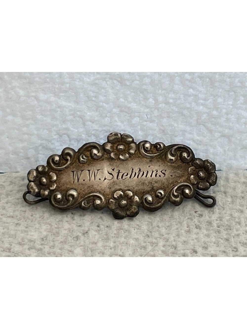 Antique Victorian STERLING SILVER Engraved Name Bar Pin WW Stebbins Floral Repou